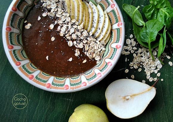 Szpinakowo-truskawkowa smoothie bowl