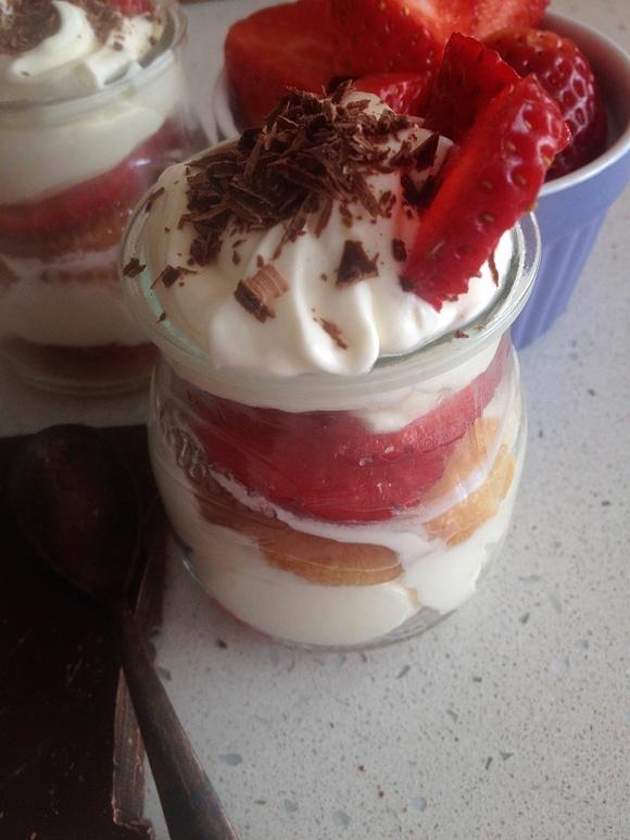 Tiramisu truskawkowe
