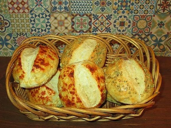 Bułki z oregano i papryką