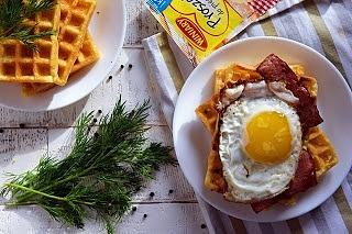 Gofry batatowe z koperkiem