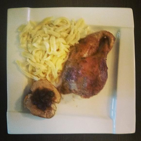 Pieczona kaczka z jabłkami