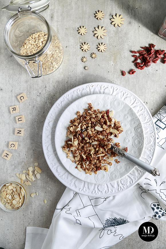 Granola z patelni domowe musli crunch czytelne śniadanie