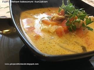 Zupa z mlekiem kokosowym i kurczakiem