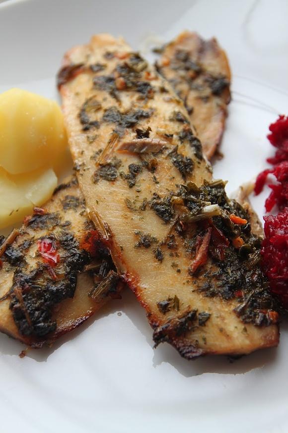 Pieczone śledzie na ostro