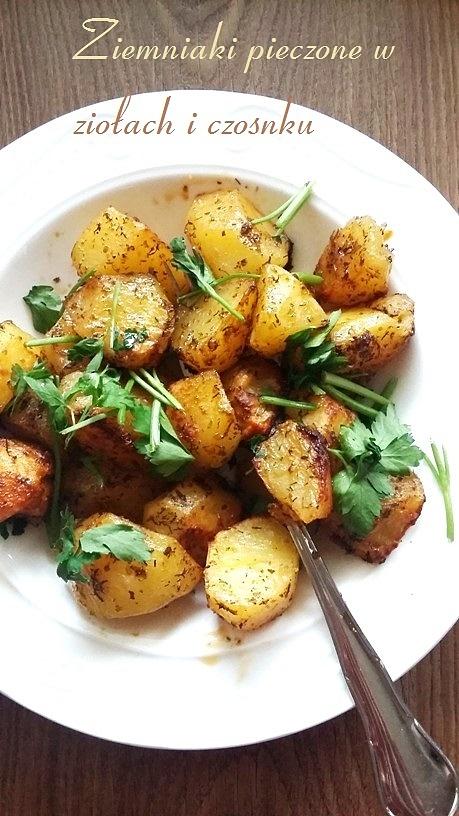 Ziemniaki pieczone ziołami i czosnkiem