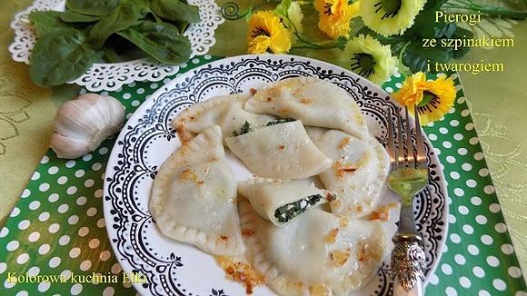 Pierogi ze szpinakiem i twarogiem