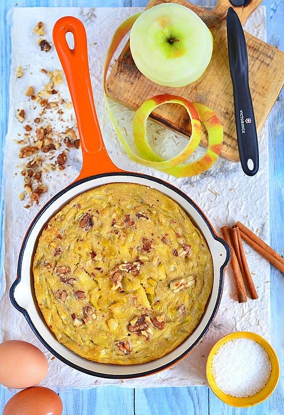 Omlet z jabłkiem i gruszką