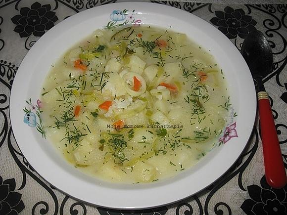Zupa ogórkowa z porem ryżem i ziemniakami