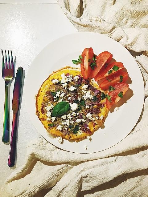 Omlet na spodzie z płatków owsianych