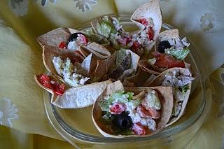 Koszyczki z sałatką bulgur
