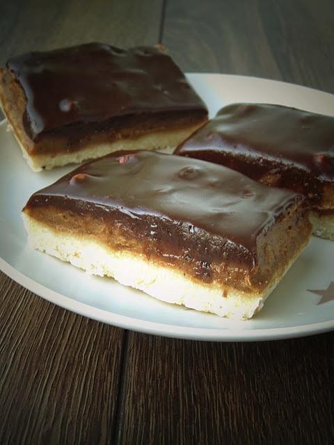 Ciasto milionera z orzechami bez pieczenia