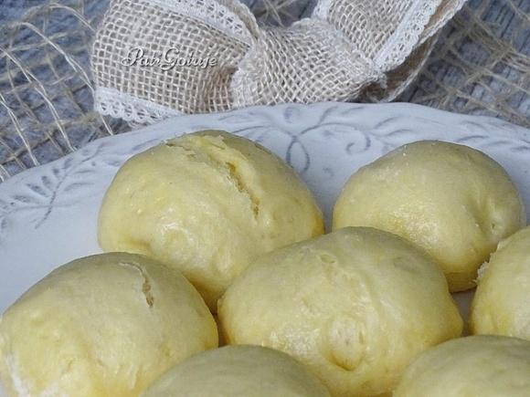 Kluski na parze pampuchy przepis