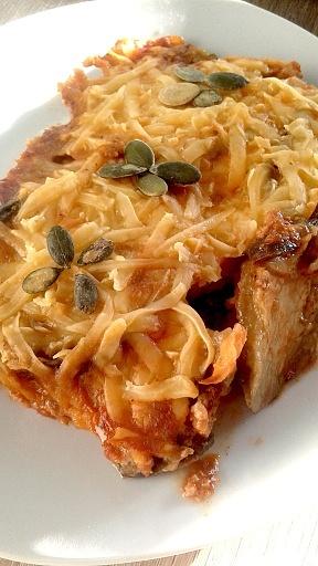 Moussaka – zapiekanka z bakłażana, mięsa i sera