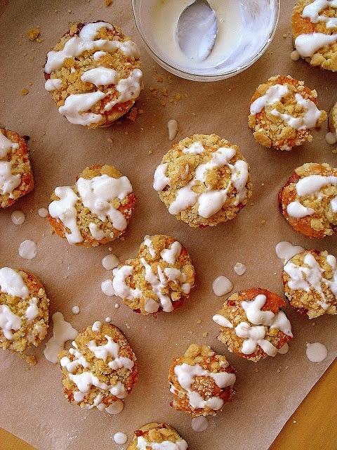 Muffinki z dżemem i kruszonką