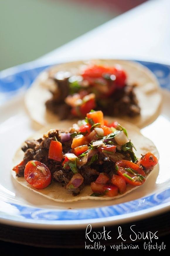 Meksykańska tortilla z fasolą i warzywami