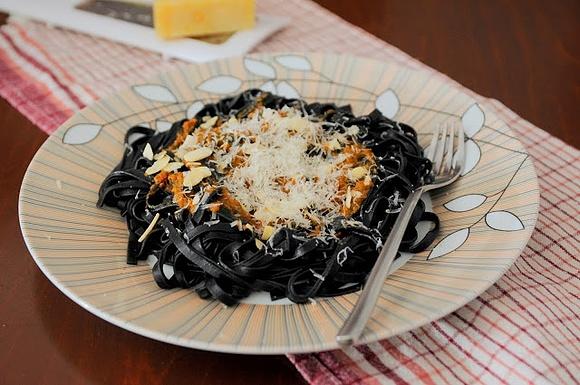 Makaron z pesto z suszonych pomidorów