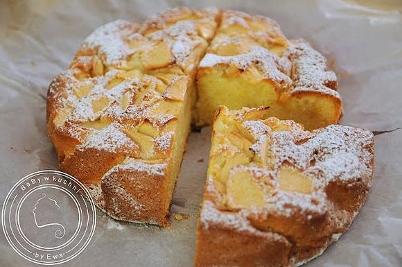 Quatre-quarts ciasto z jabłkami