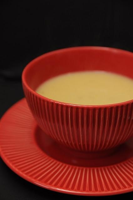 Zupa krem z pieczonego czosnku