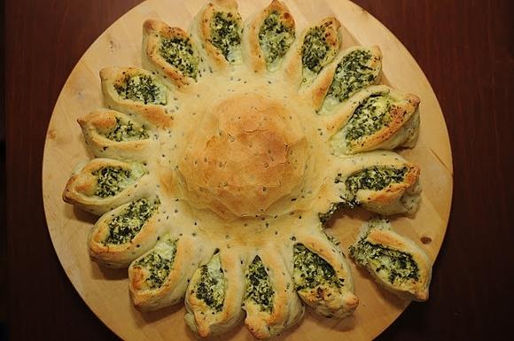 Pizza słoneczko z szpinakiem dla dzieci