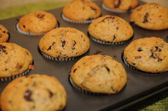 Muffinki bananowe z żurawiną i czekoladą