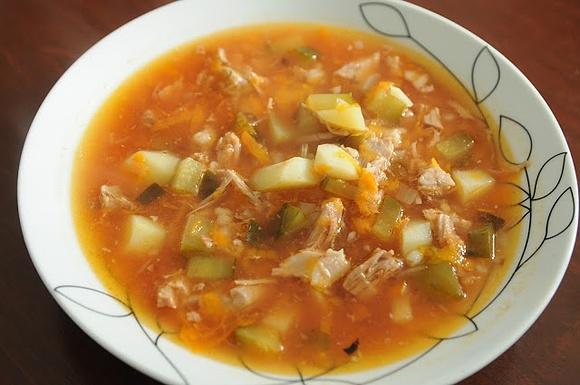 Rassolnik rosyska zupa ogórkowa