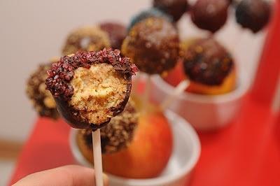 Sernikowe cake pops