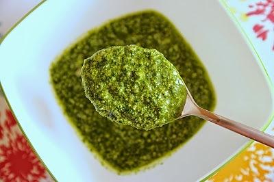 Pesto z bazylii