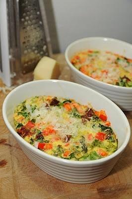 Frittata ze szparagami i jarmużem