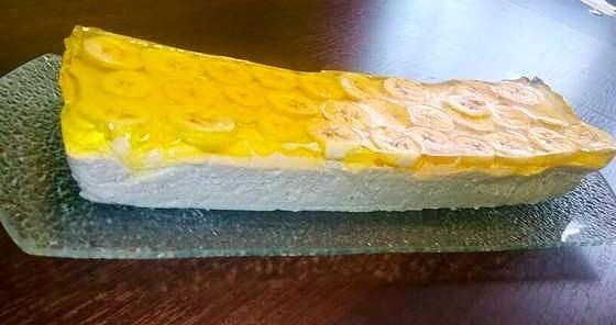 Sernik na zimno bananowy