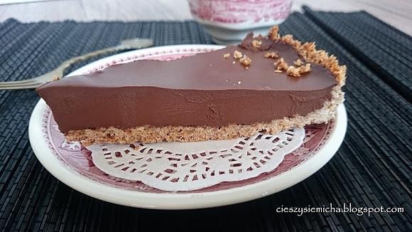 Mocno czekoladowa tarta bezglutenowa bez mleka i cukru