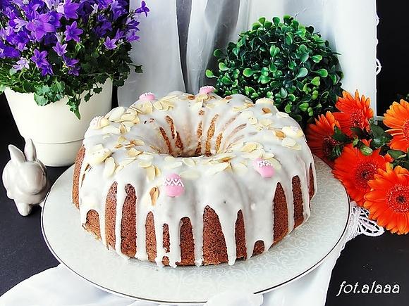 Babka marcepanowa