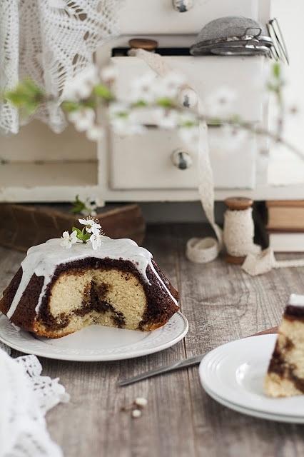 Babka caffe latte z warstwami czekoladową kawową i śmietankową