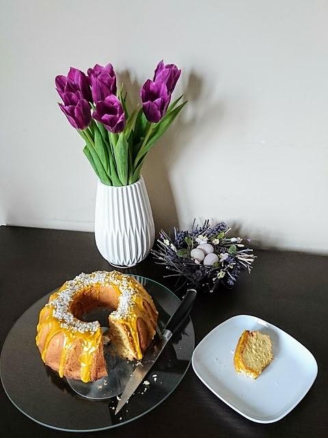 Puszysta bezglutenowa baba