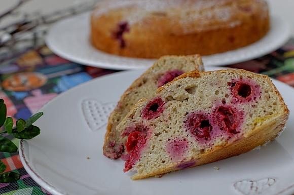Ciasto bananowe z wiśniami