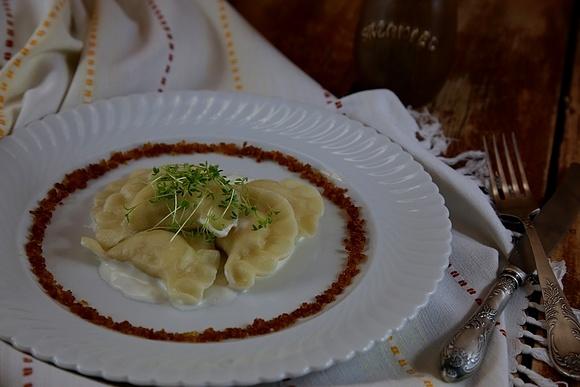 Pierogi z bryndzą przepis na góralskie pierogi