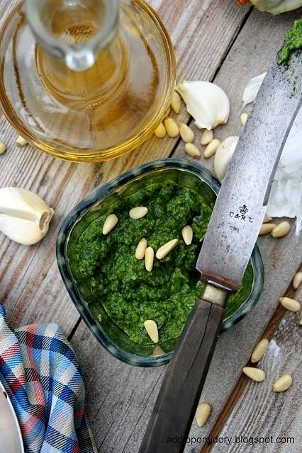 Lato pesto na szybki obiad makaron bez mięsa