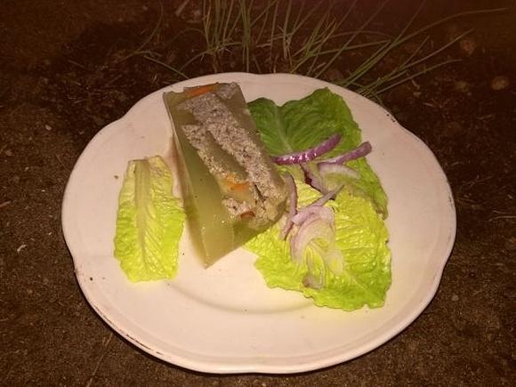 Galantyna z drobiu w galarecie