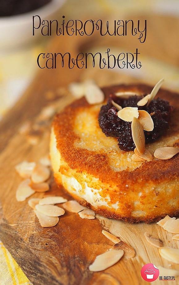 Panierowany camembert z prażonymi migdałami