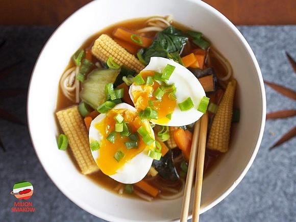 Wegetariański ramen ii