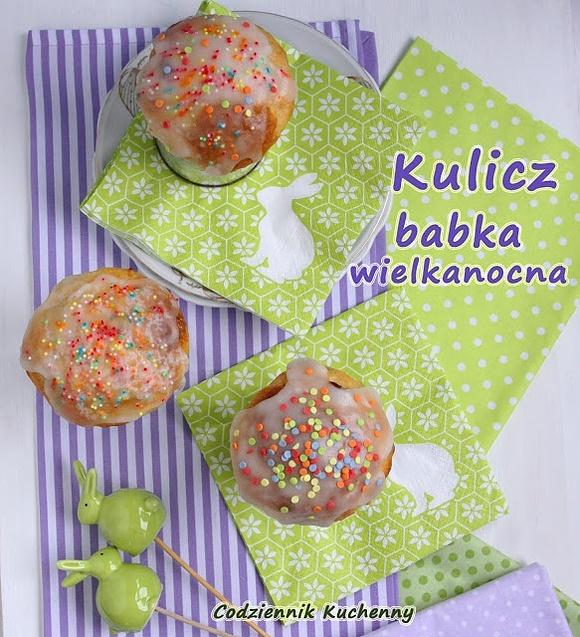 Kulich babka wielkanocna - tradycyjny wypiek świąteczny