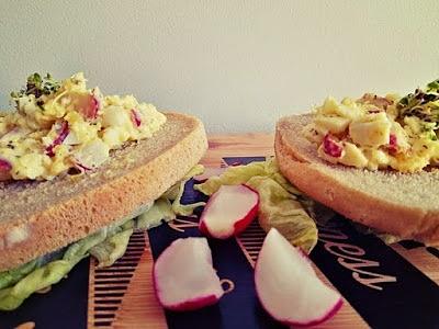 Błyskawiczna pasta jajeczna z rzodkiewką