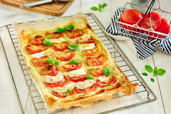 Tarta caprese na cieście francuskim
