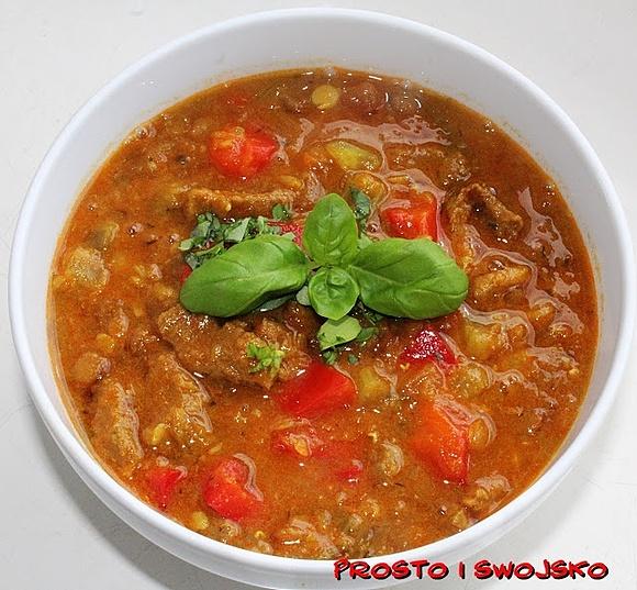 Zupa gulaszowa z soczewicą - przepis do Thermomix
