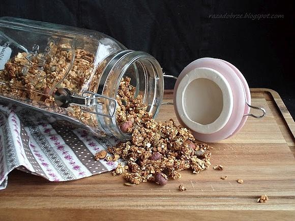 Powrót do codzienności: pobudzająca granola z kawą