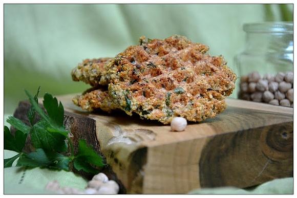 Gofry falafelowe z ciecierzycy