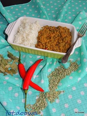 Dal z soczewicy - curry z zieloną soczewicą i przyprawami