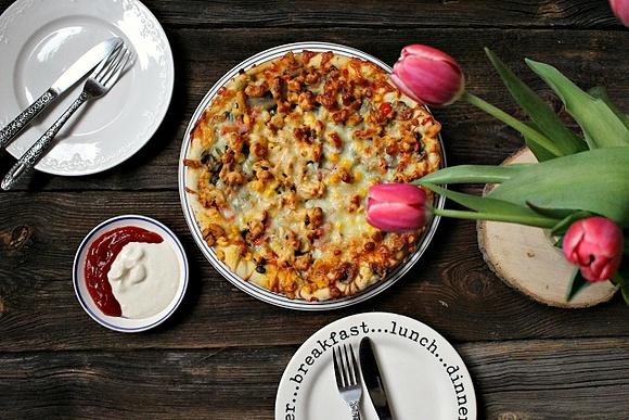 Pizza kebab gyros z mozzarellą i przyprawami domowy przepis