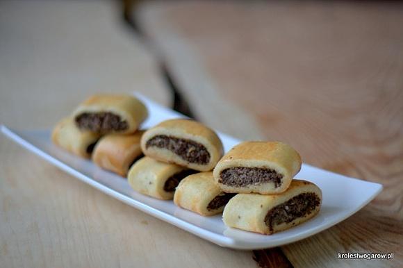 Paszteciki w cieście kruchym drożdżowym