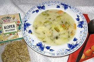 Zupa ogórkowa z koprem włoskim