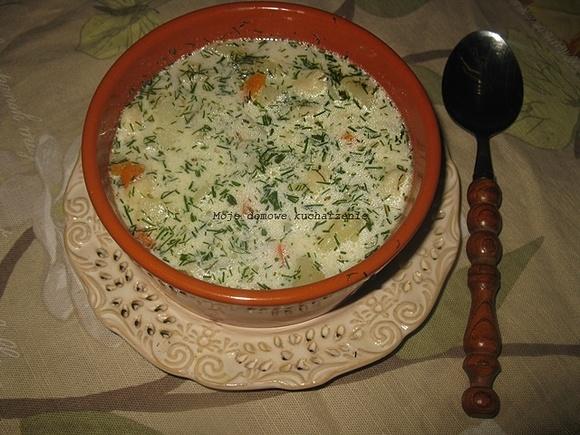 Zupa koperkowa z kluseczkami